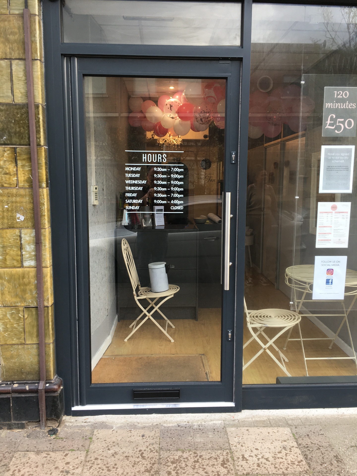 Shopfront project 21 by Complete Signs