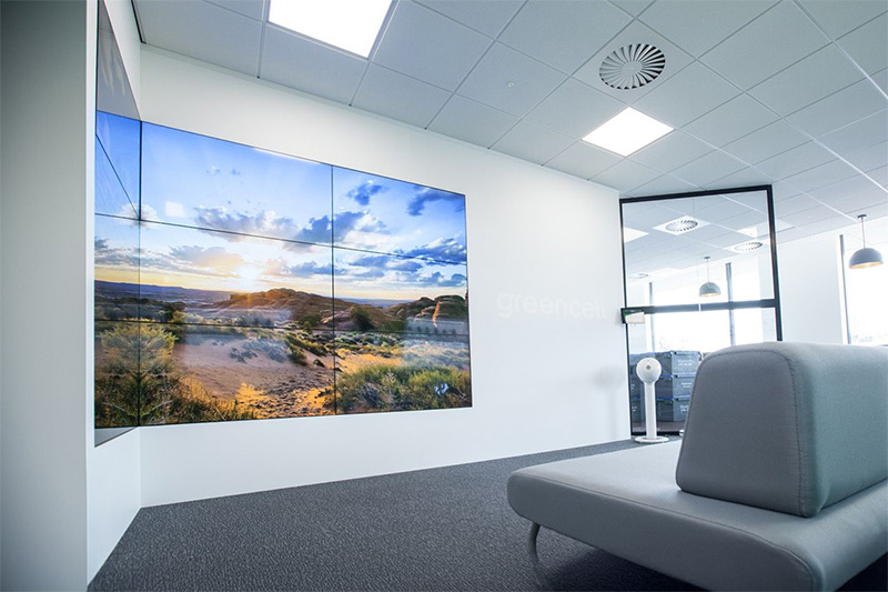 Digital display project 13 by Complete Signs
